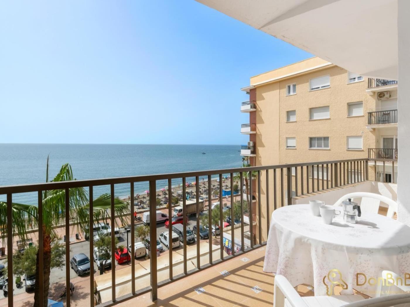 Apartamento Con Piscina En La Primera Linea De Playa De 푸엔히롤라 객실 사진