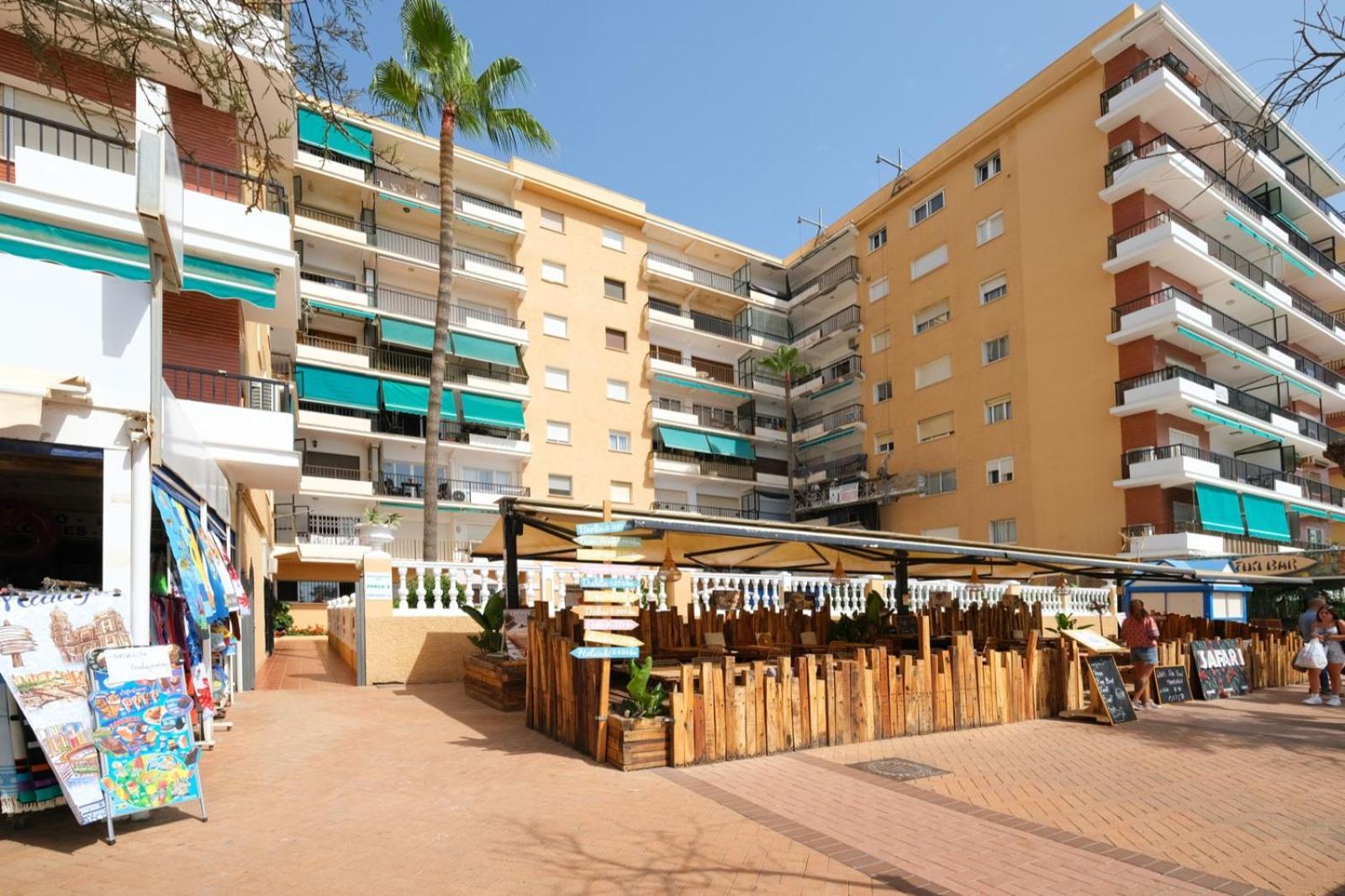 Apartamento Con Piscina En La Primera Linea De Playa De 푸엔히롤라 외부 사진