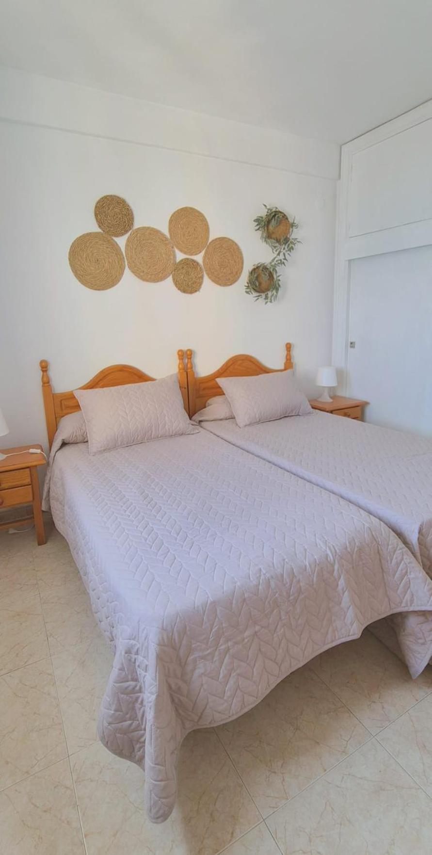 Apartamento Con Piscina En La Primera Linea De Playa De 푸엔히롤라 외부 사진