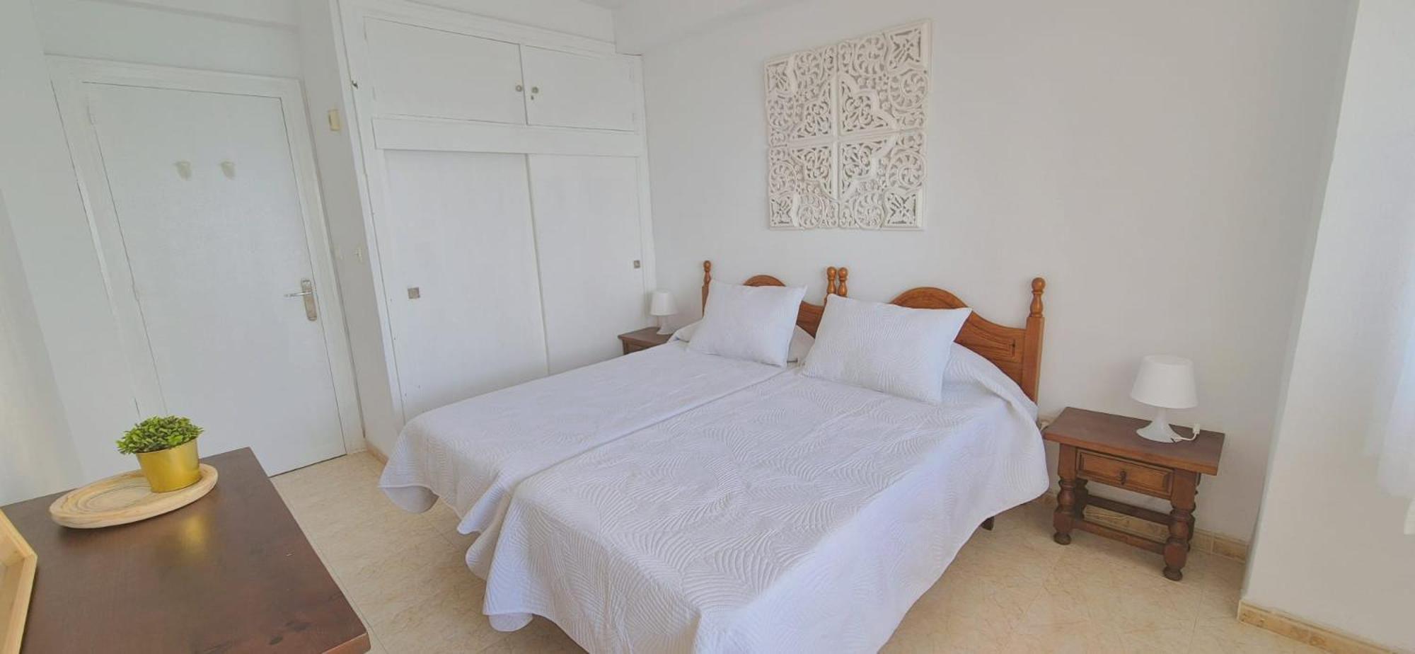 Apartamento Con Piscina En La Primera Linea De Playa De 푸엔히롤라 외부 사진